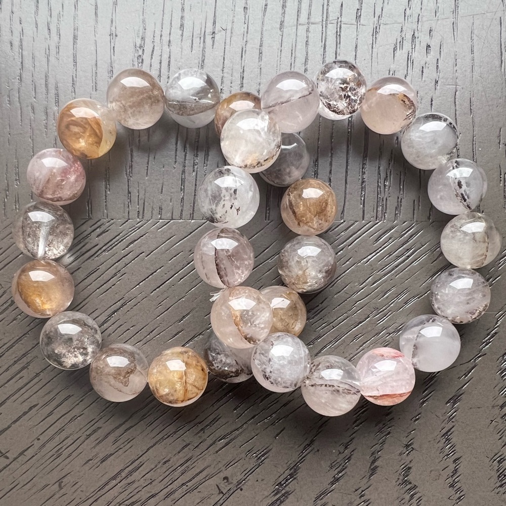 ( ONE) Dendritic quartz bracelet (one)